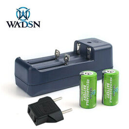 Cargador y 2 Baterias recargables 16340 CR123a 3.7V 700Mah WADSN