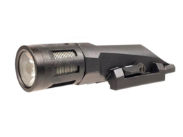 Linterna Tipo WML Larga Para Ris 22mm WADSN - Negro